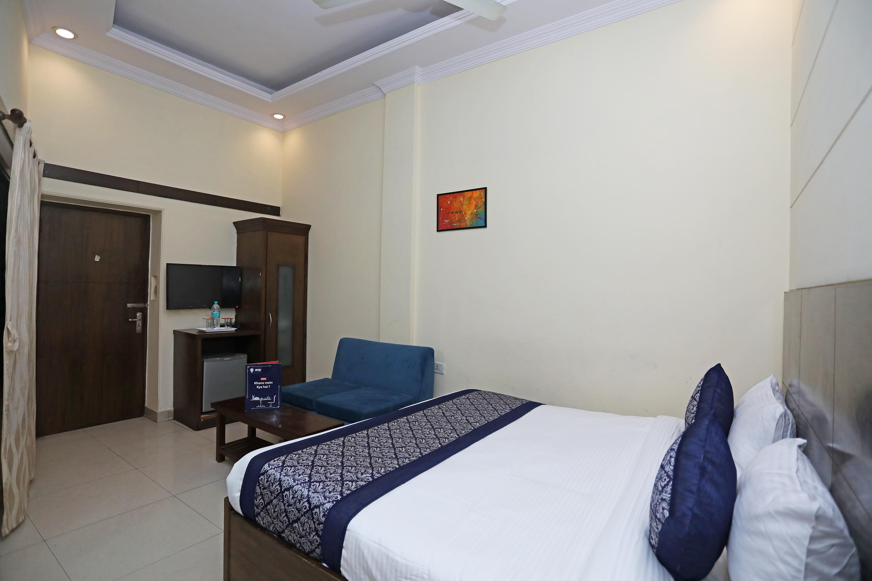 Capital O 10750 Hotel Vivek Neu-Delhi Exterior foto