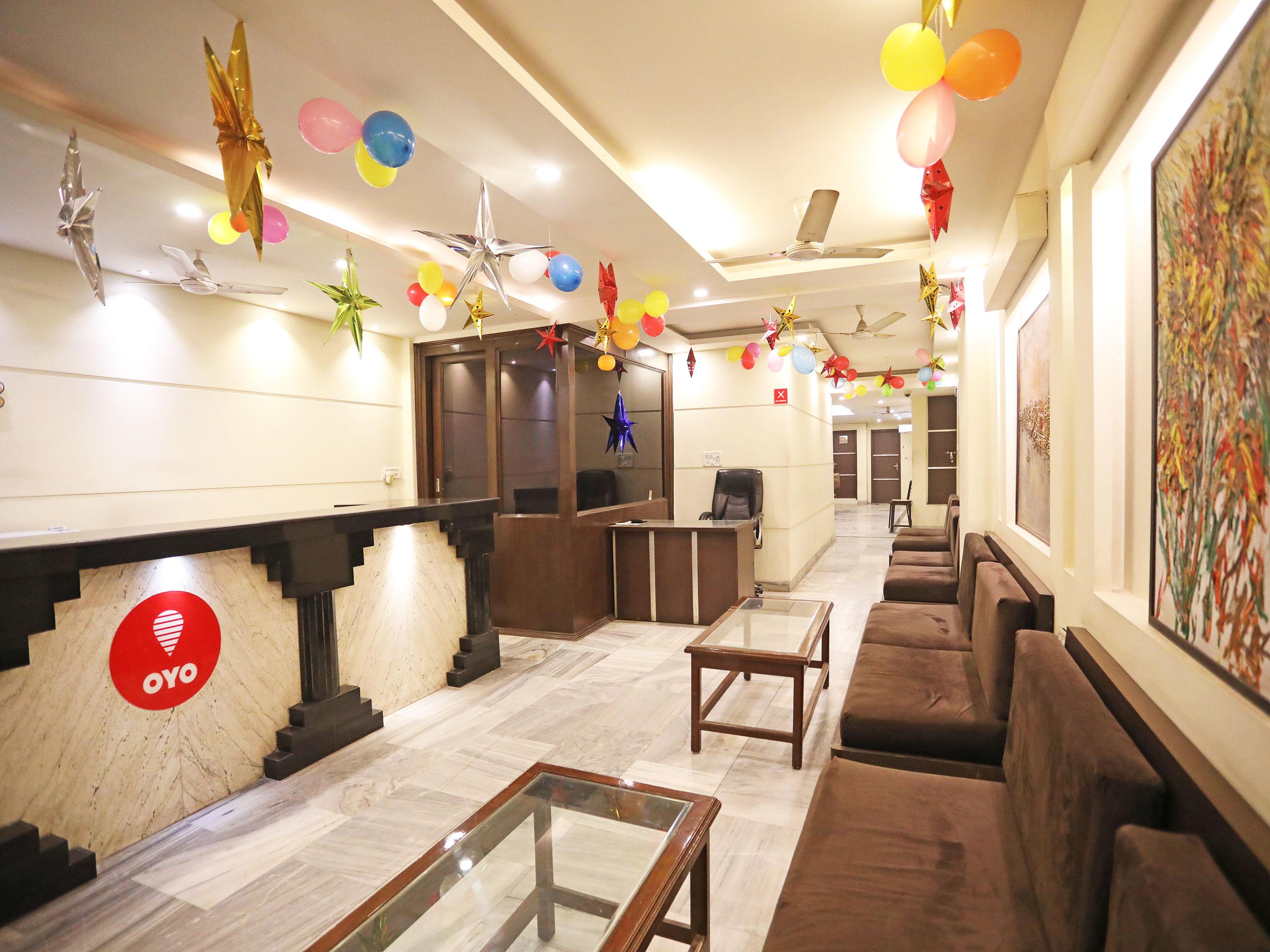 Capital O 10750 Hotel Vivek Neu-Delhi Exterior foto